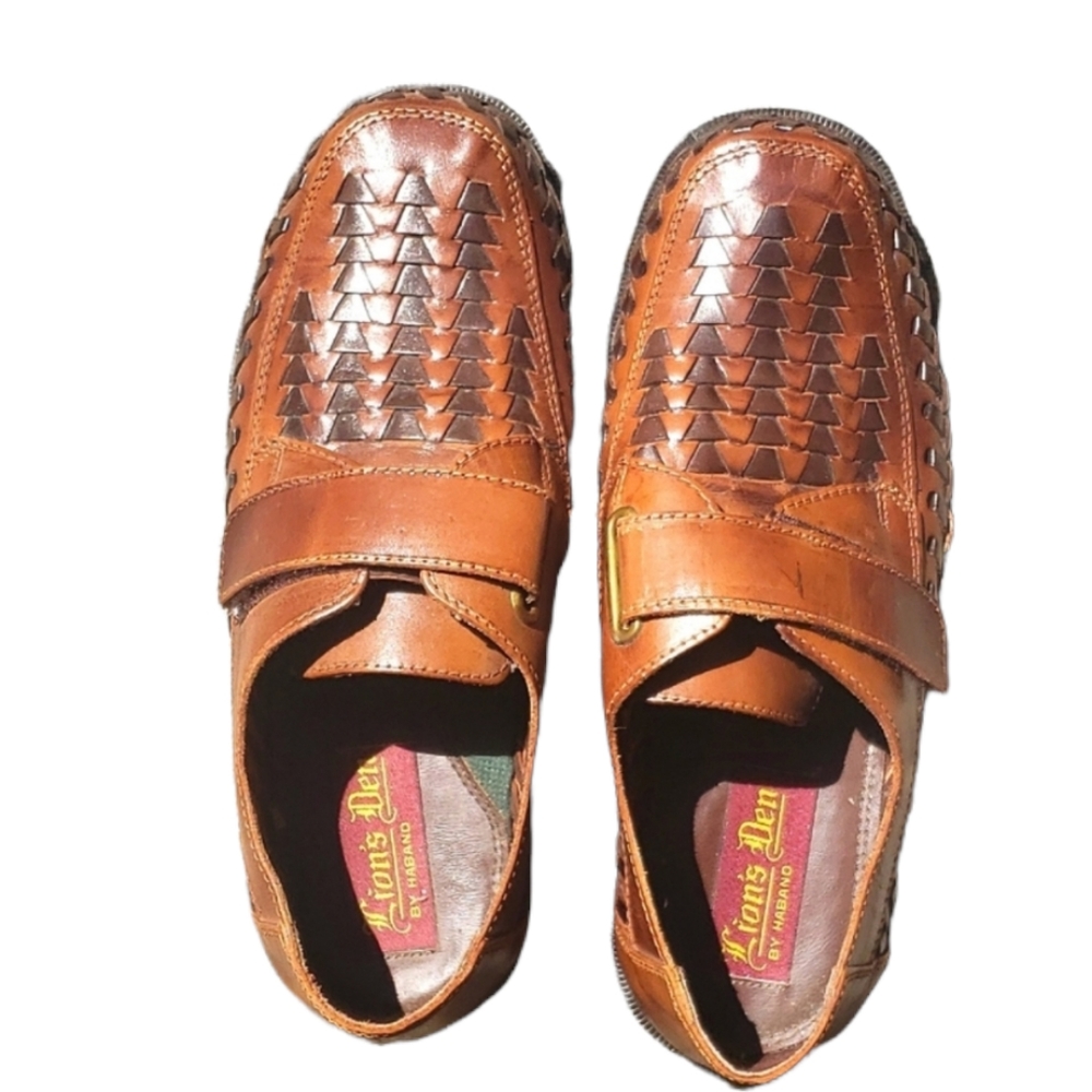 NWOT-Lions Den leather dress shoes